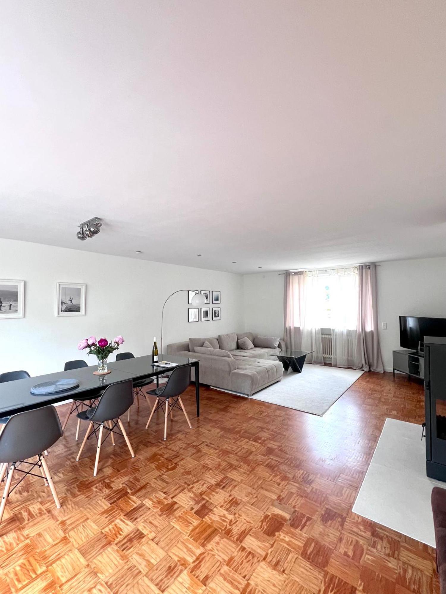 Privates Ferienhaus Mit Pool & Whirlpool Zentral In 巴特迪克海姆 外观 照片